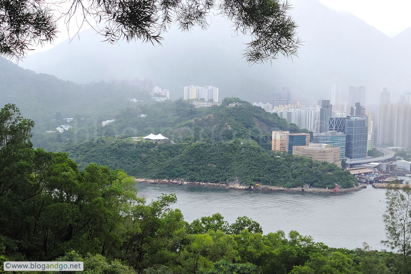 Devil's Peak - Looking to Hong Kong Island